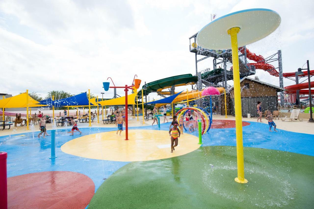 Fun City Resort Hotel Берлингтон Экстерьер фото